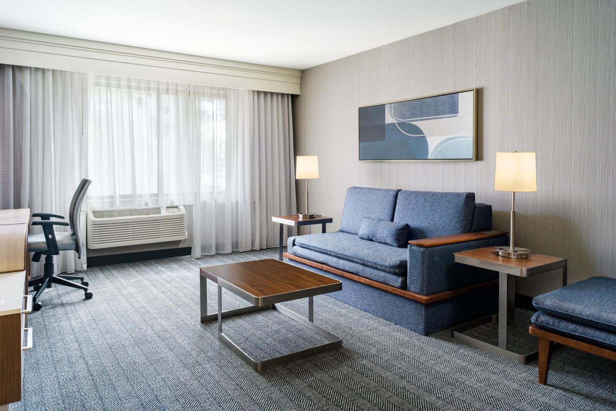 Courtyard By Marriott Vacaville Bagian luar foto
