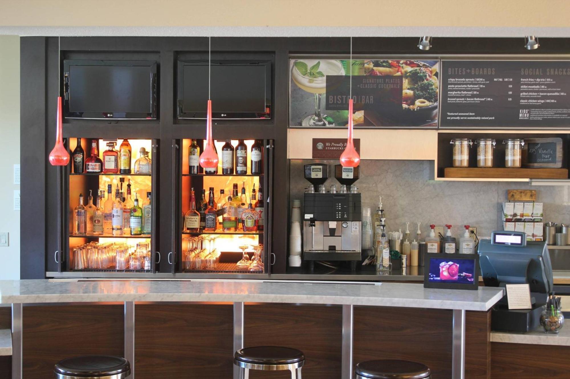Courtyard By Marriott Vacaville Bagian luar foto